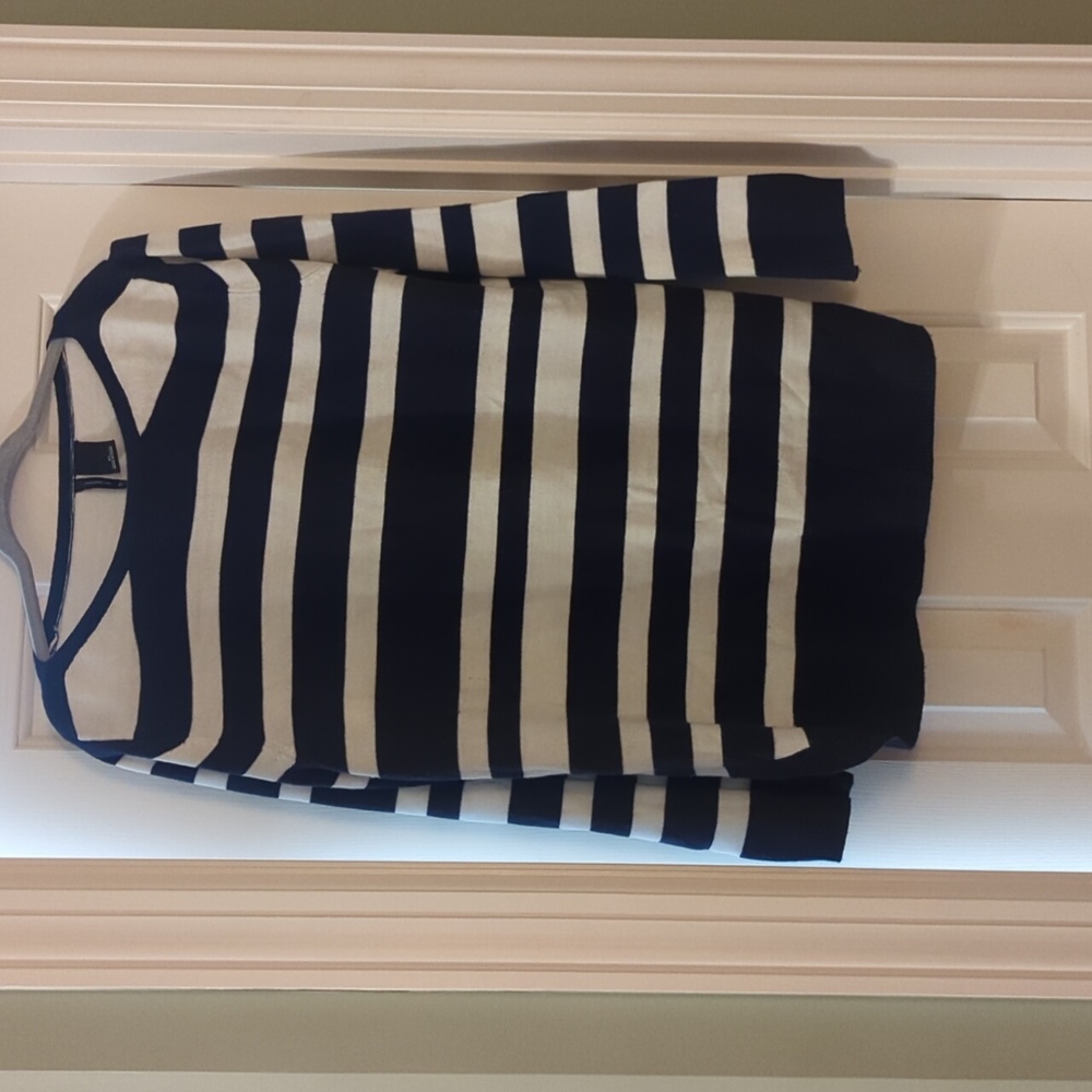 Women's Size XL Long Sleeve Shirt